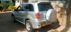 Toyota RAV4 2004 Silver