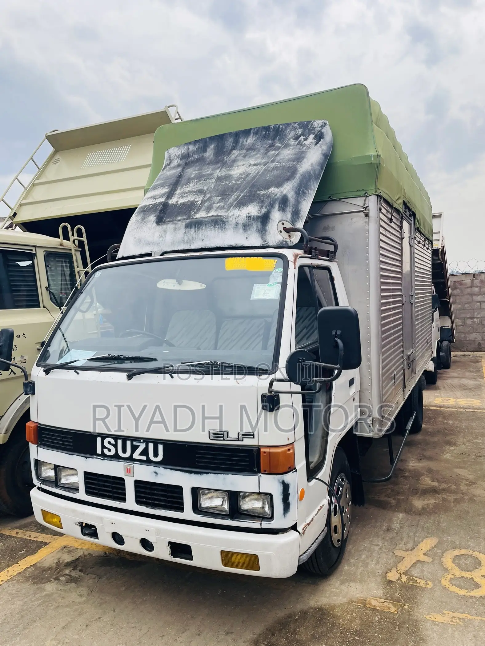 Isuzu Short Box Body