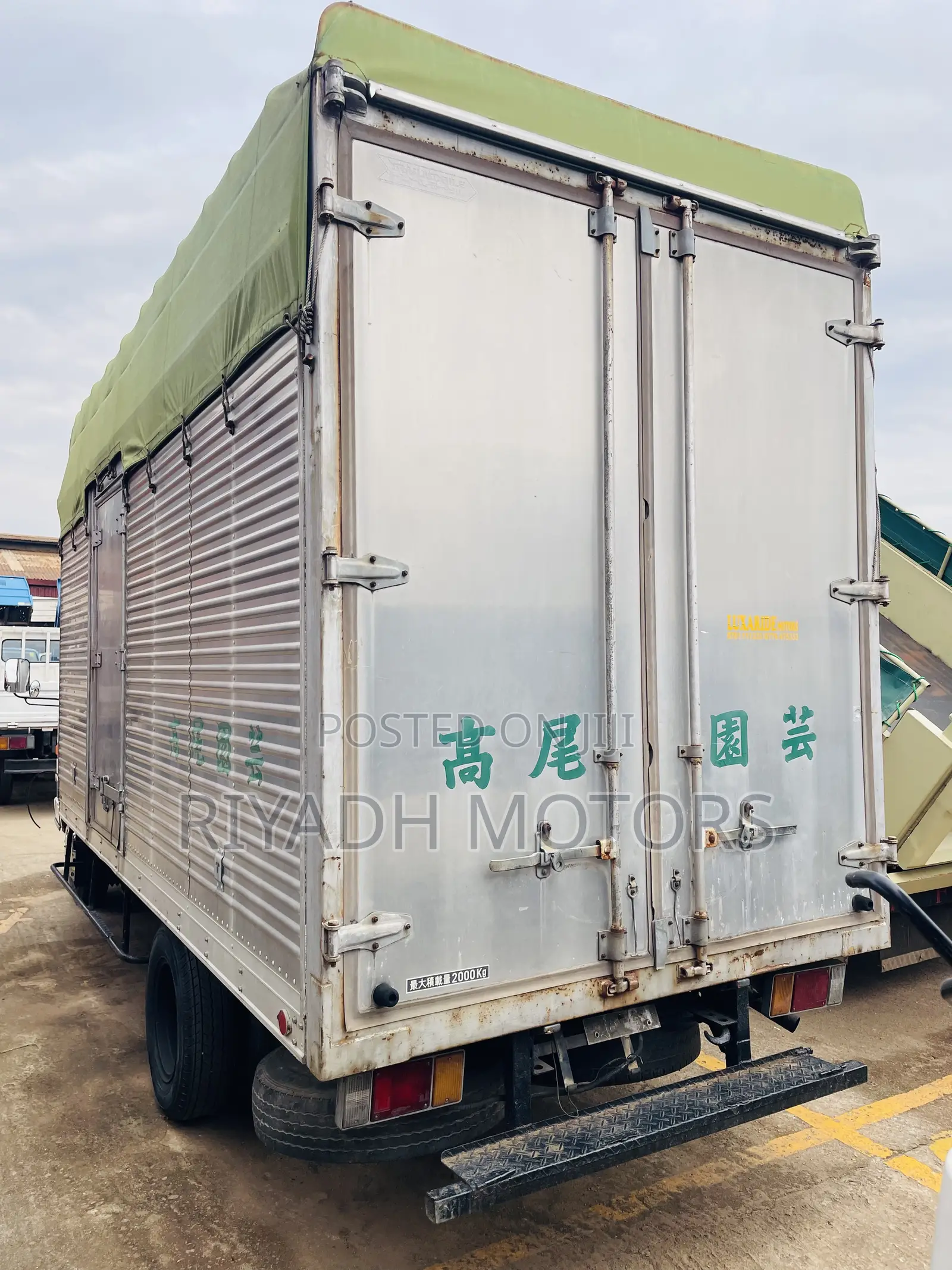 Isuzu Short Box Body