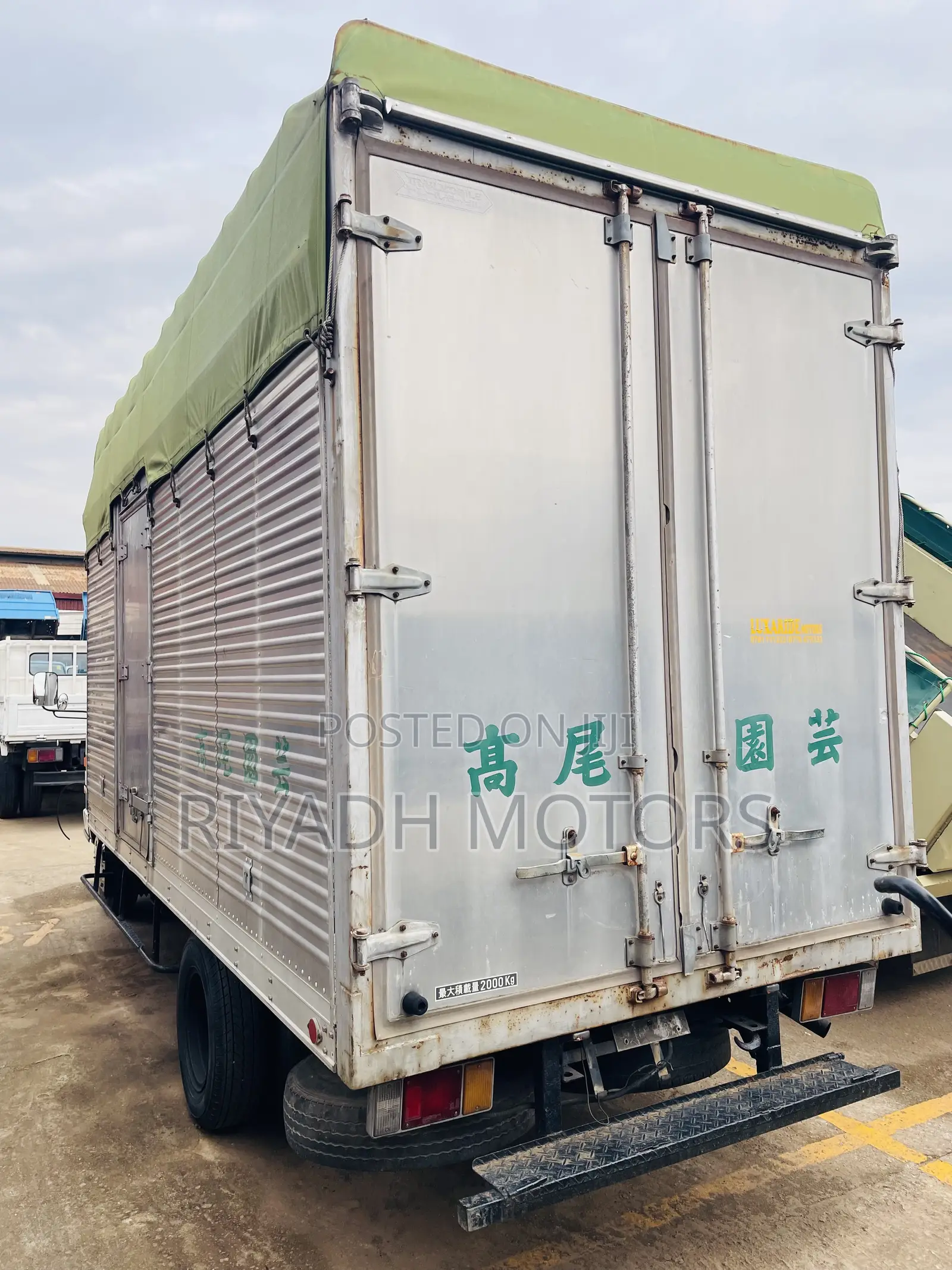 Isuzu Short Box Body