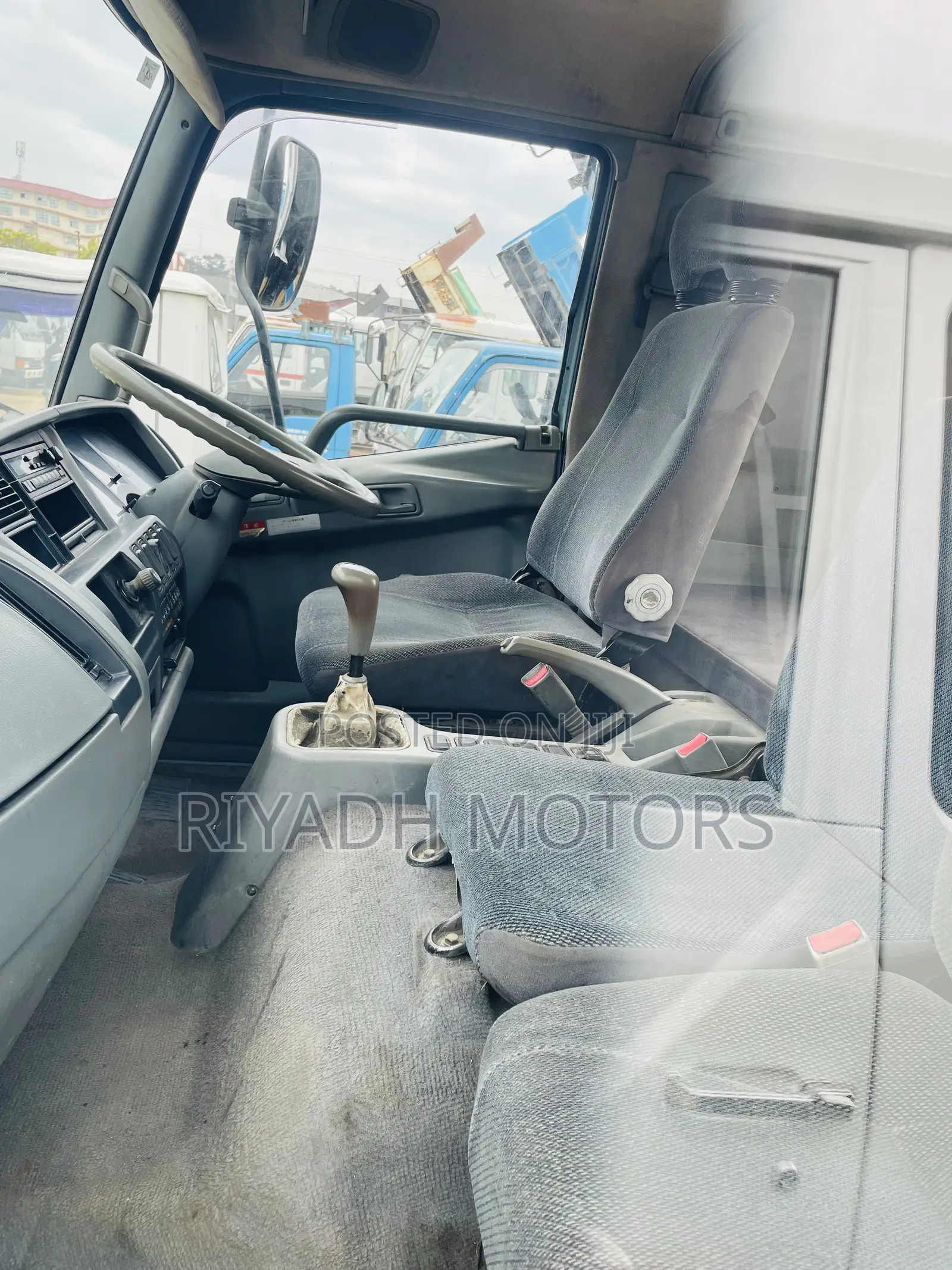 Fuso Baby Face 17 Engine Blue Color