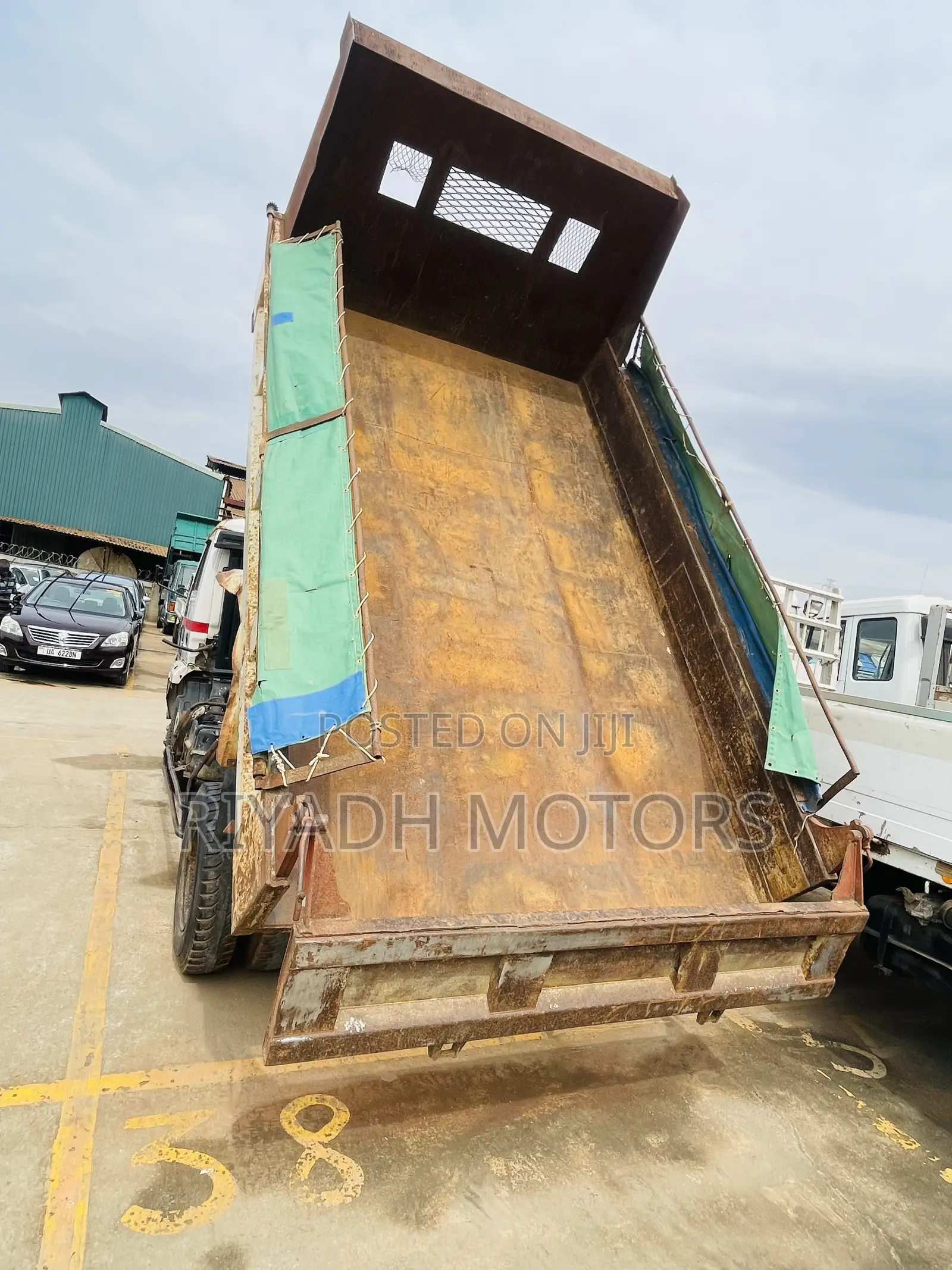 Fuso Mignon Dumper Pressure Break
