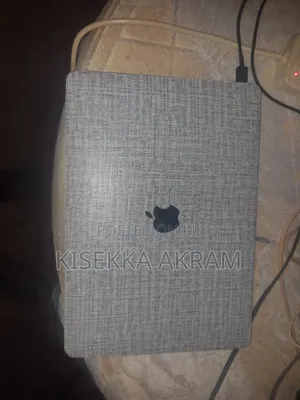 Laptop Apple MacBook Air 8GB SSD 128GB
