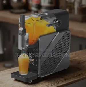 Raf 2-Liter Capacity Slush Maker Featuring a Touchscreen Interface.