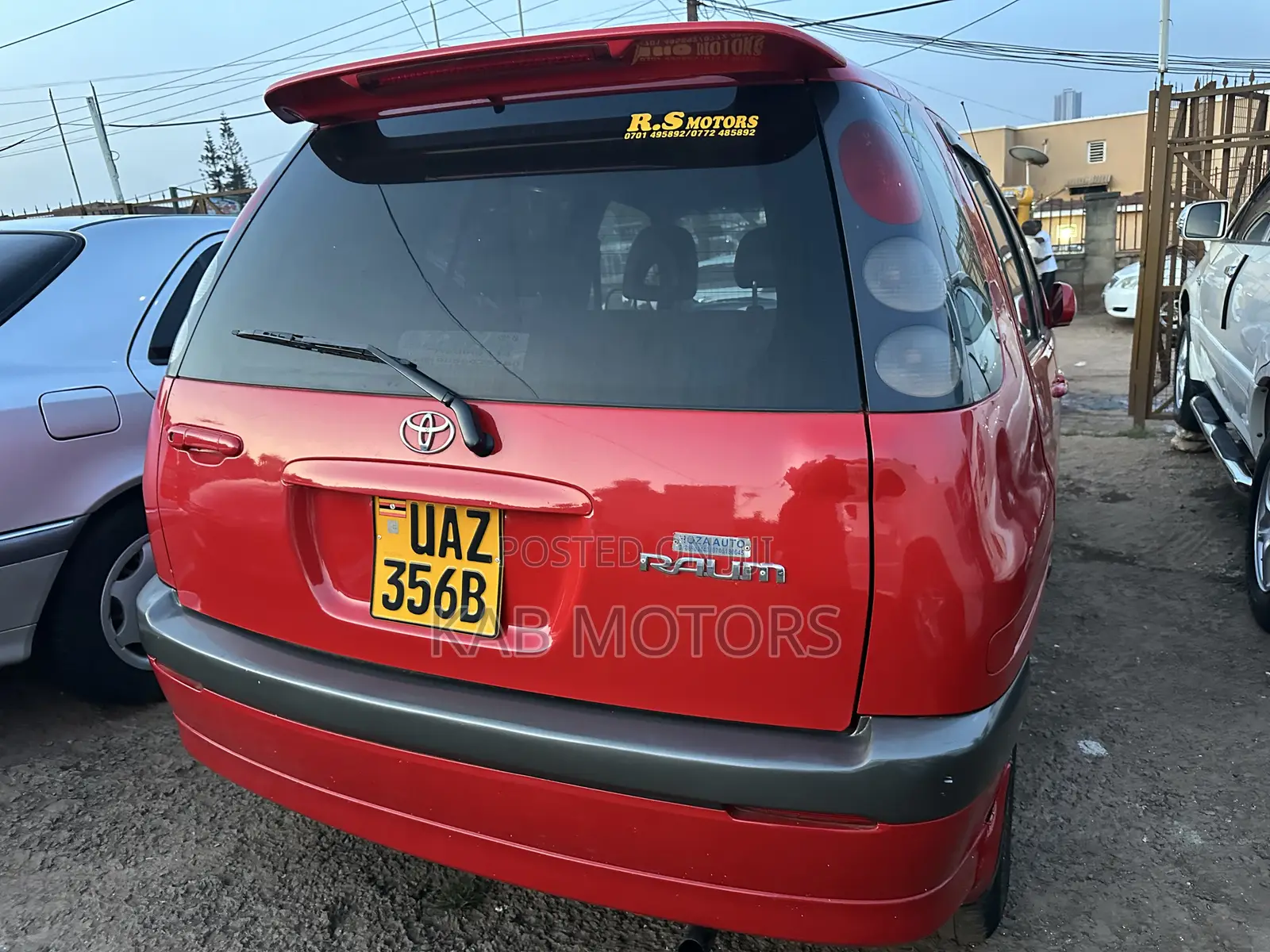 Toyota Raum 1.5 AWD 2000 Maroon