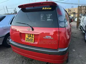 Toyota Raum 1.5 AWD 2000 Maroon