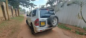 Mitsubishi Pajero 2001 Silver