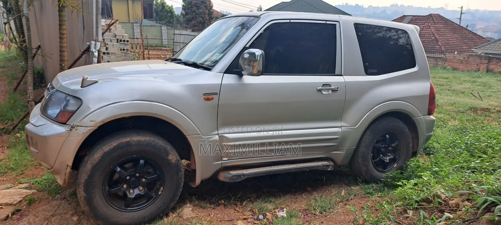 Mitsubishi Pajero 2001 Silver