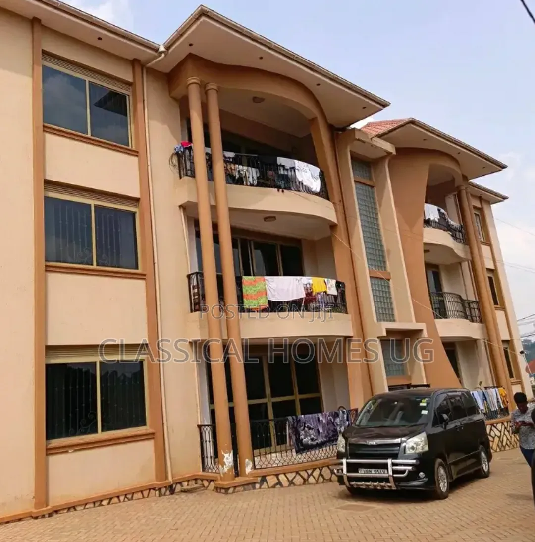 3bdrm Apartment in Muyenga, Central Division for rent