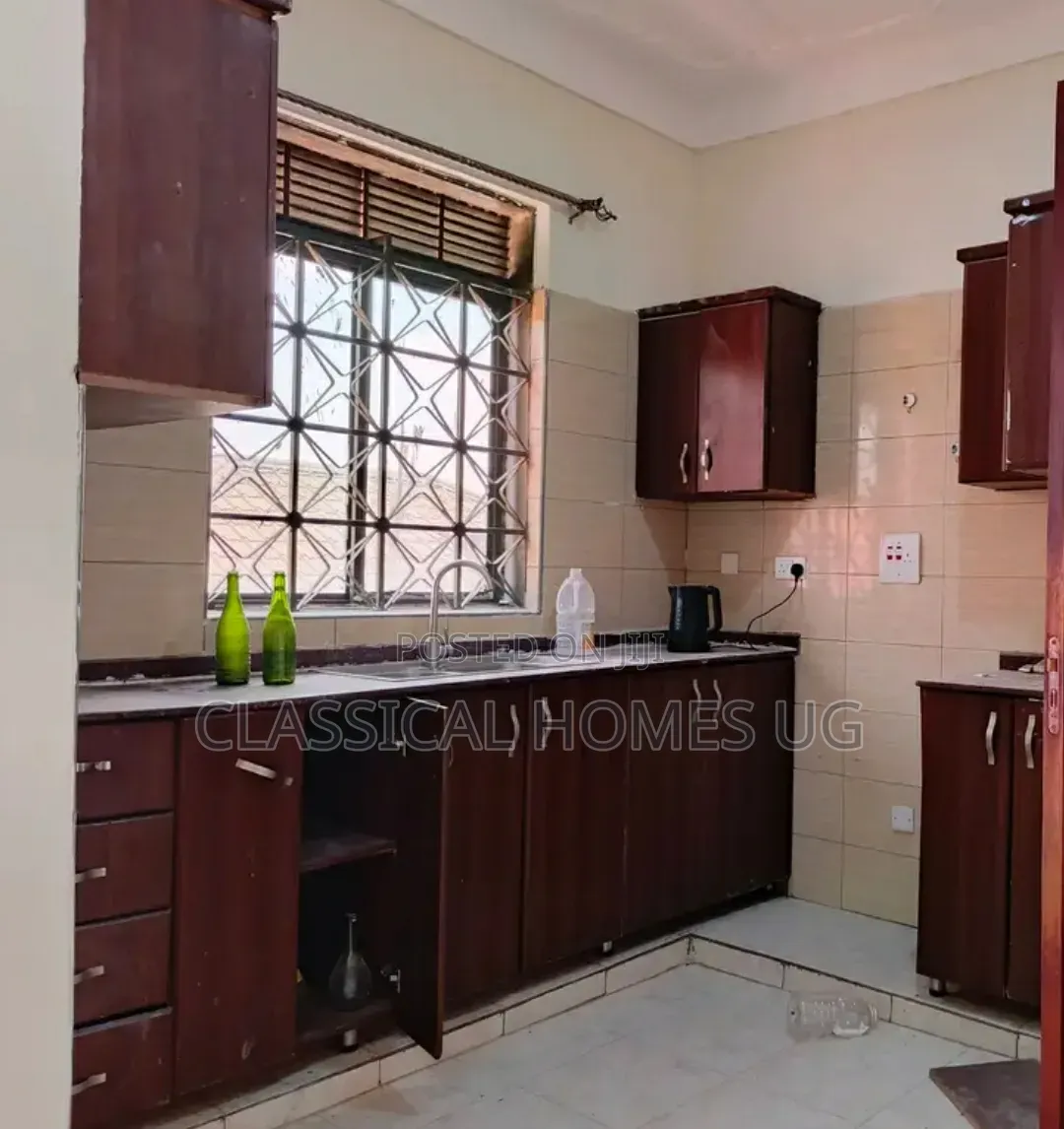 3bdrm Apartment in Seguku Katale, Central Division for rent