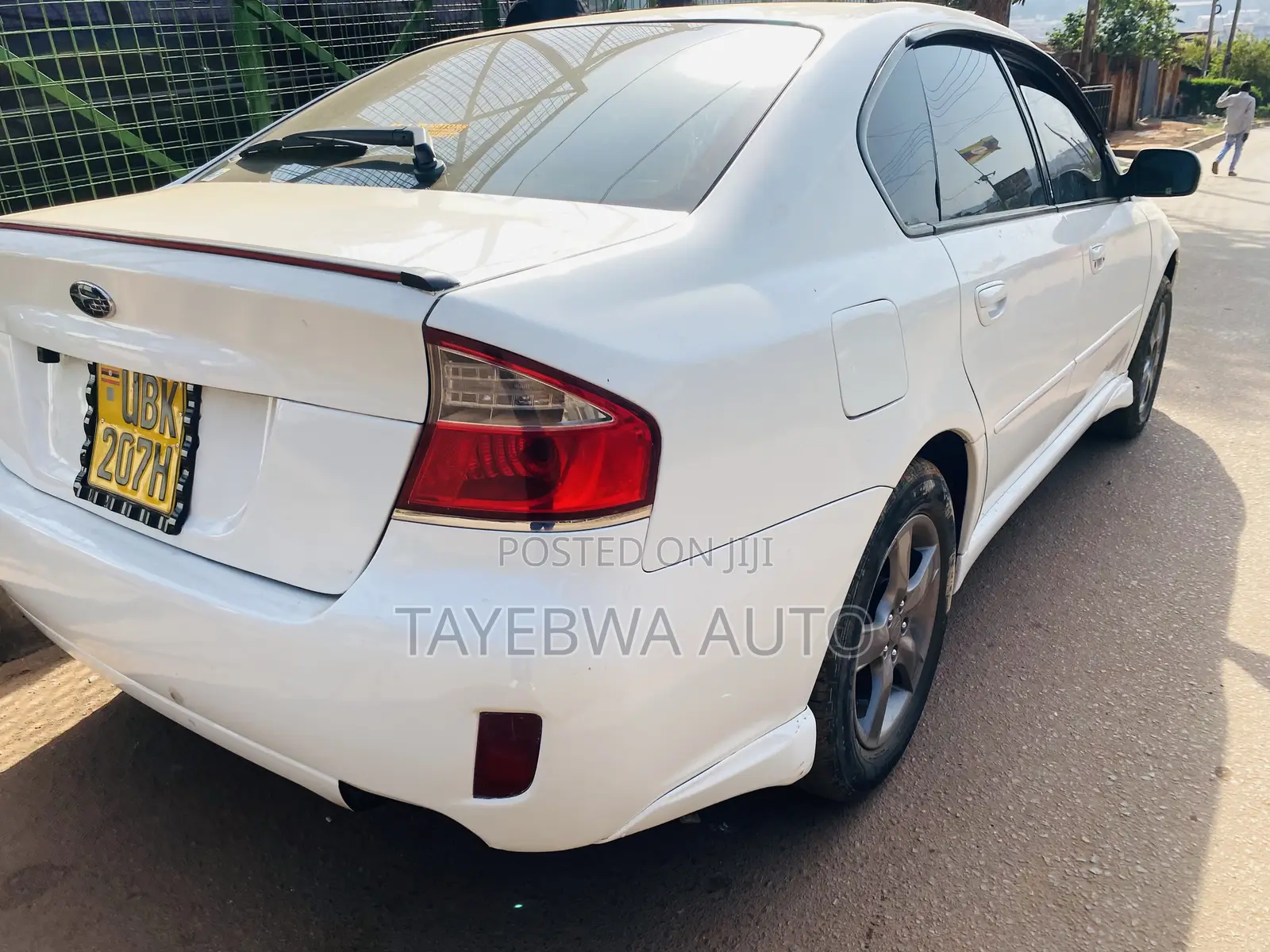 Subaru Legacy 2.0 GT SportShift Premium 2006 White