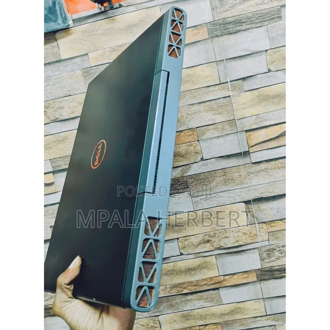 New Laptop Dell Inspiron 7306 16GB Intel Core i7 HDD+SSD 512GB
