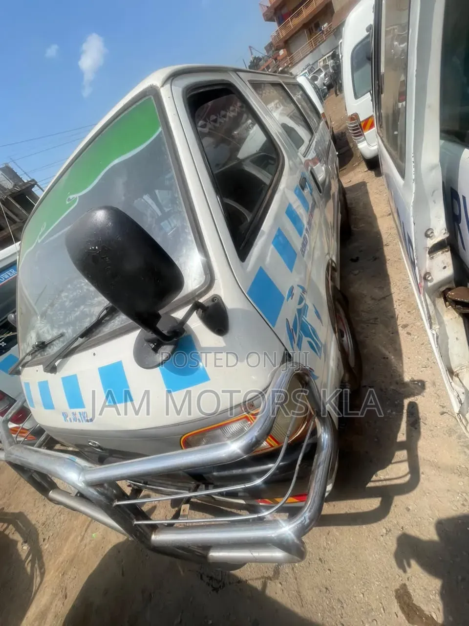 Toyota HiAce 2001 Beige