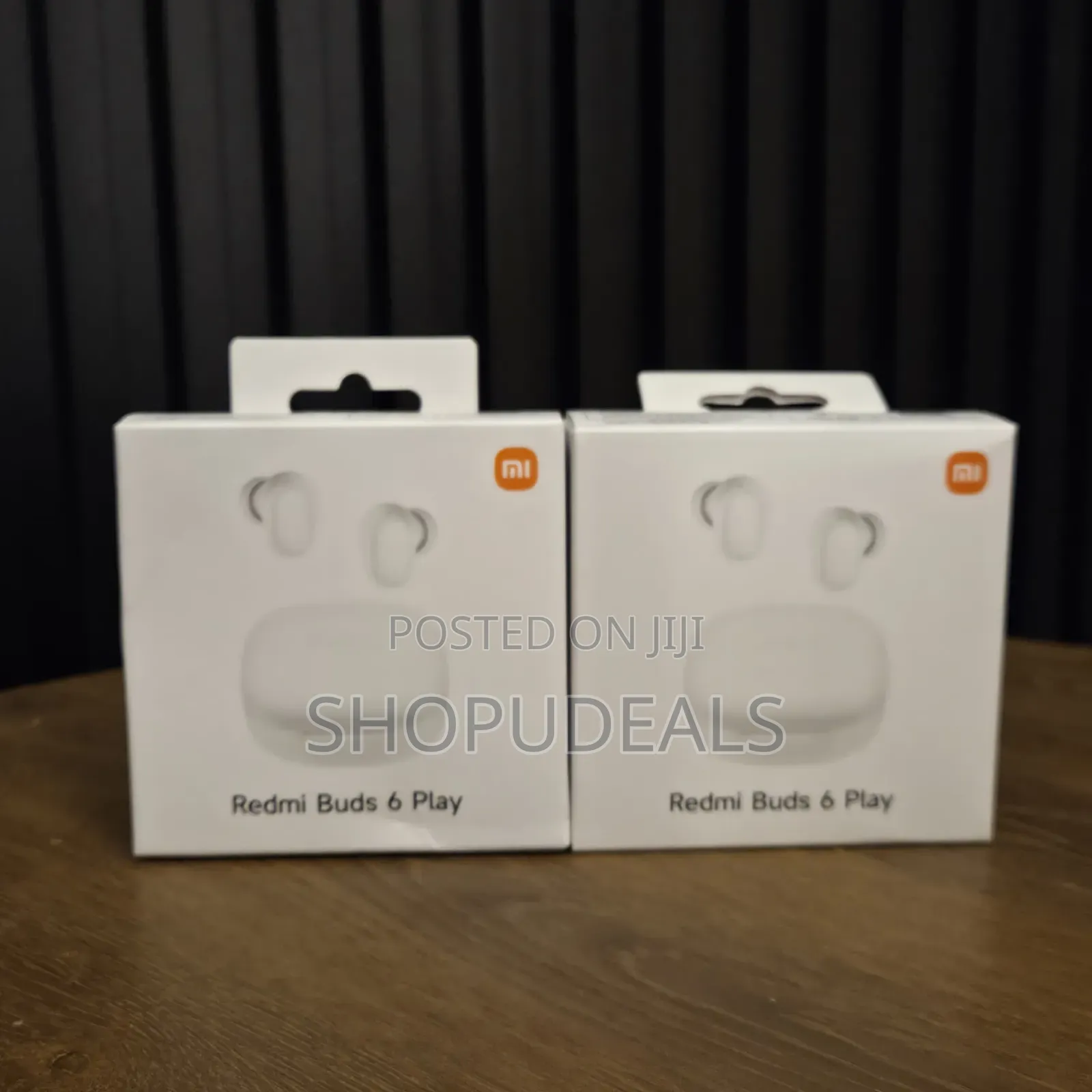 Xiaomi Redmi Buds 6 Play in White, Featuring a 36-Hour Total Battery