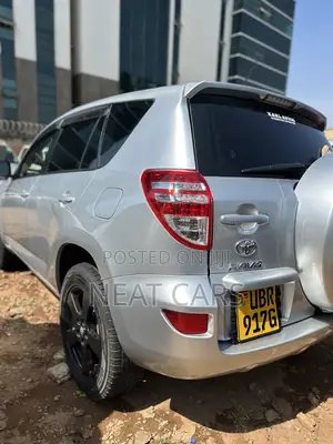 Toyota RAV4 2010 Gray