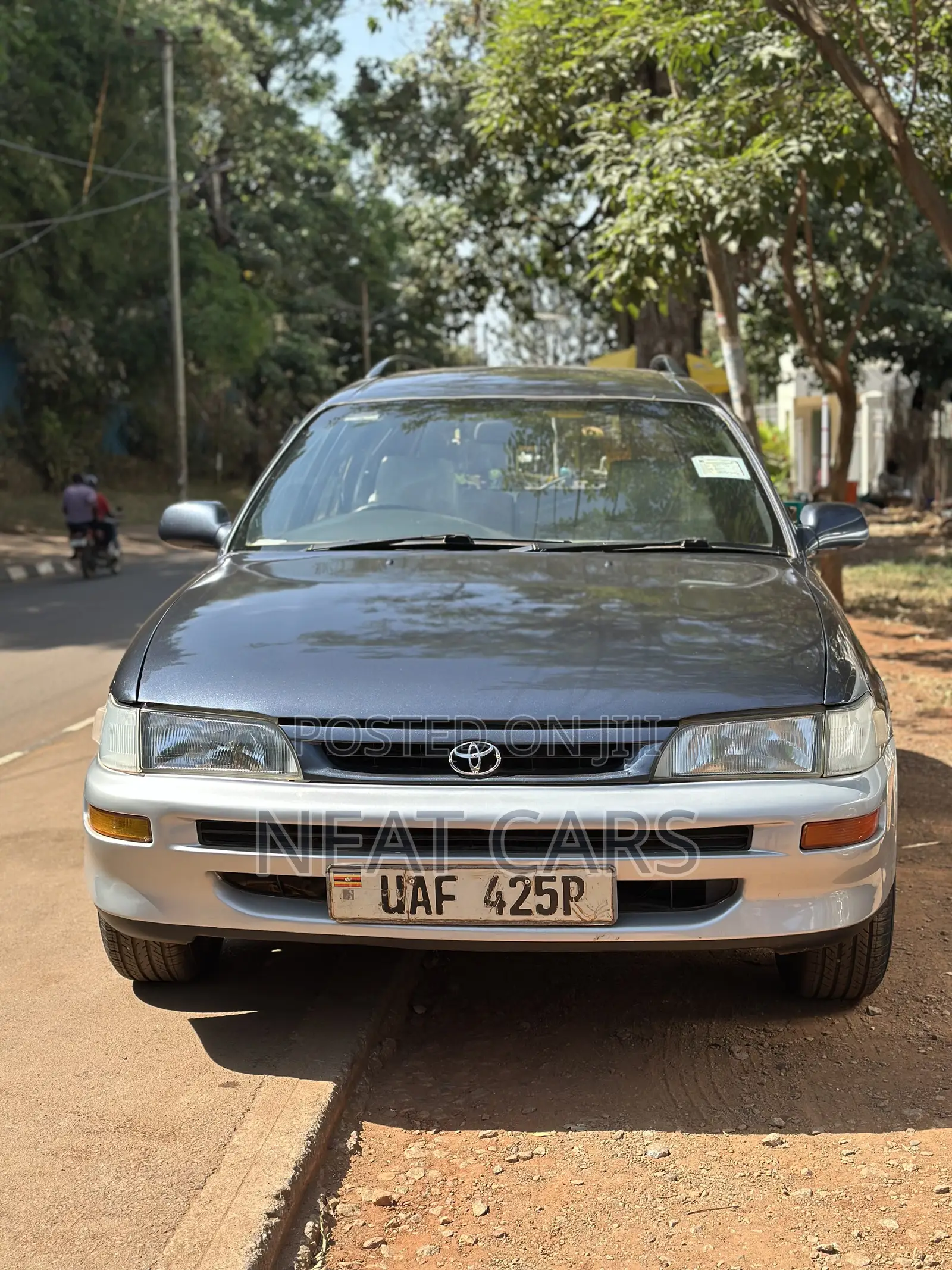 Toyota Corolla 1999 Gray