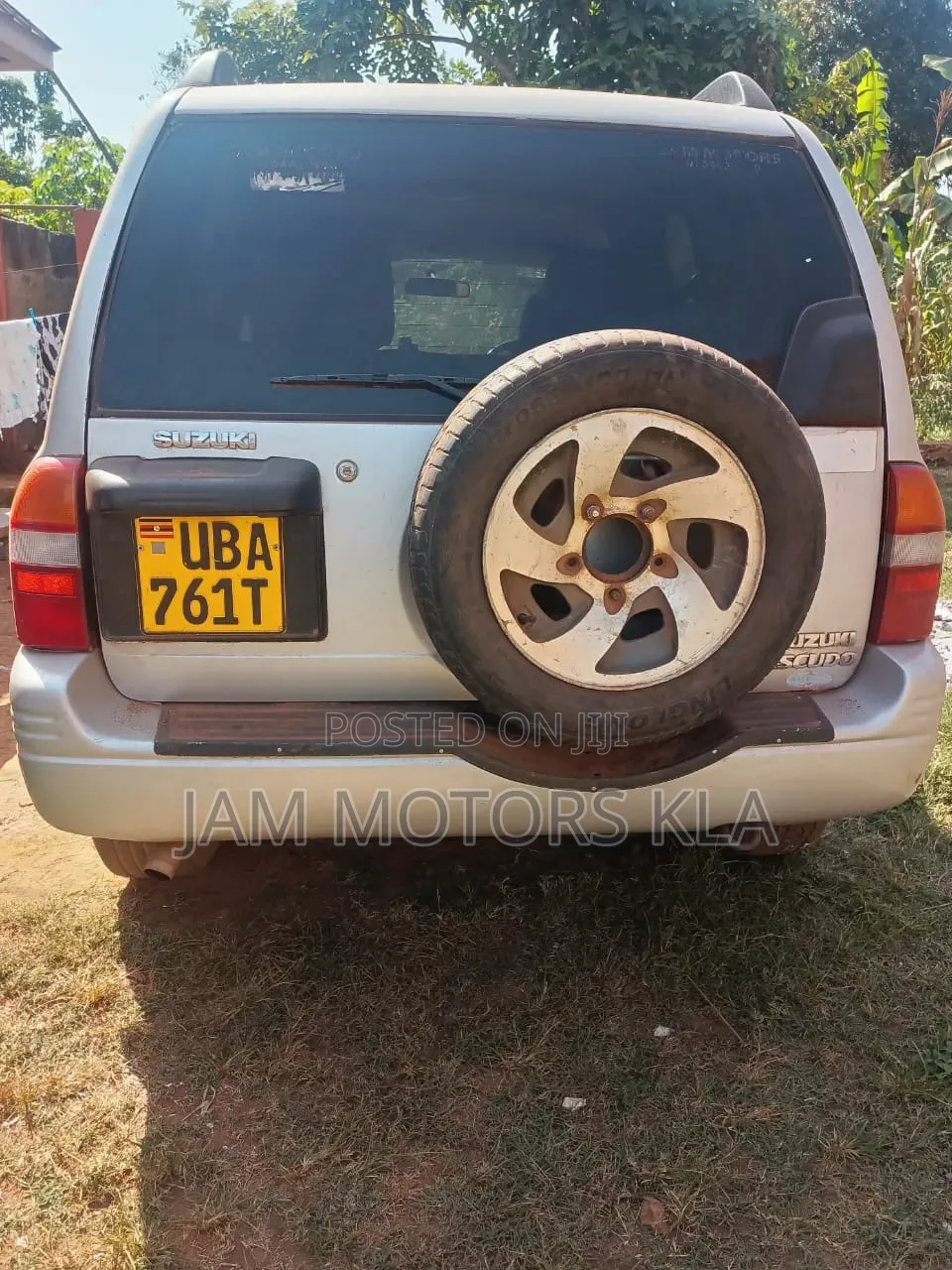 Suzuki Escudo 1998 Silver
