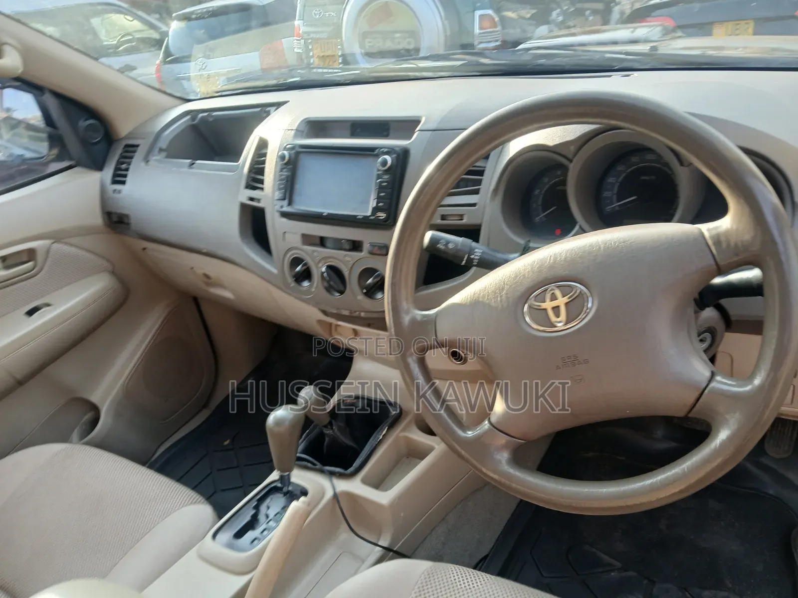 Toyota Hilux 2010 Black