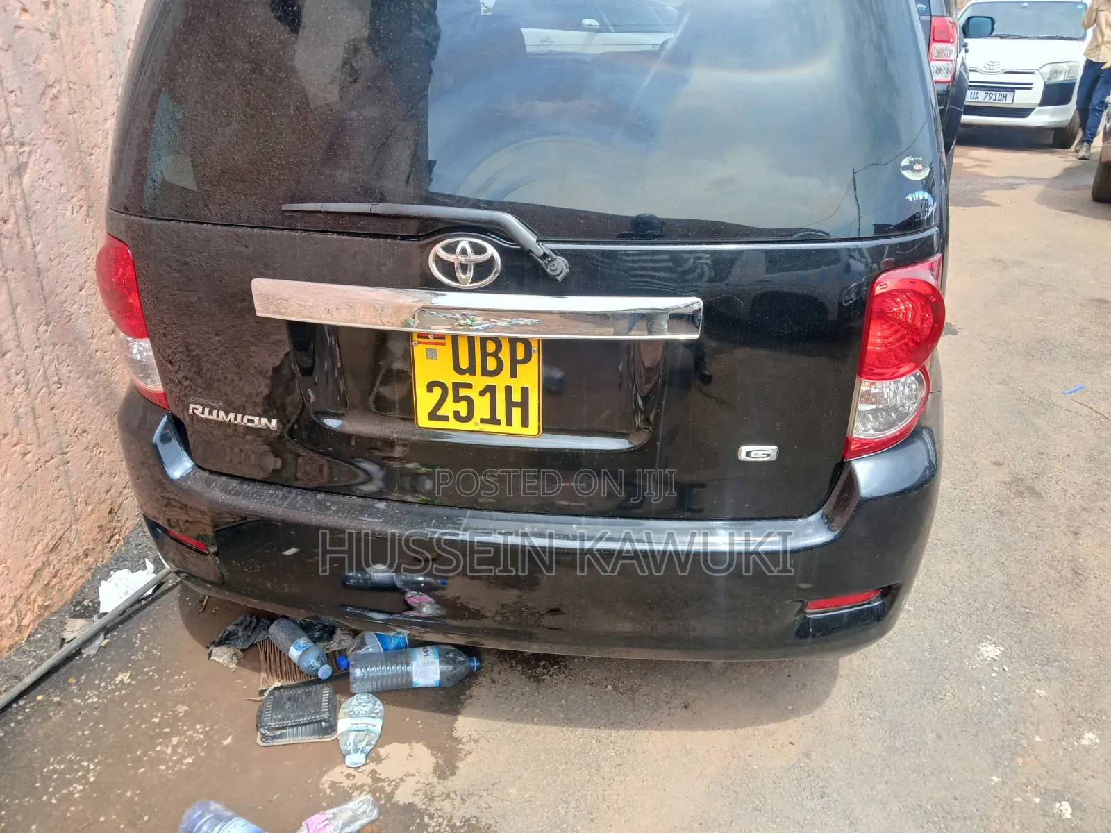Toyota Corolla Rumion 2011 Black