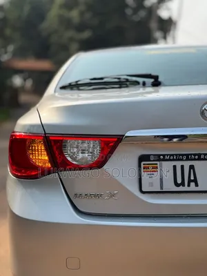 Toyota Mark X 2011 Silver