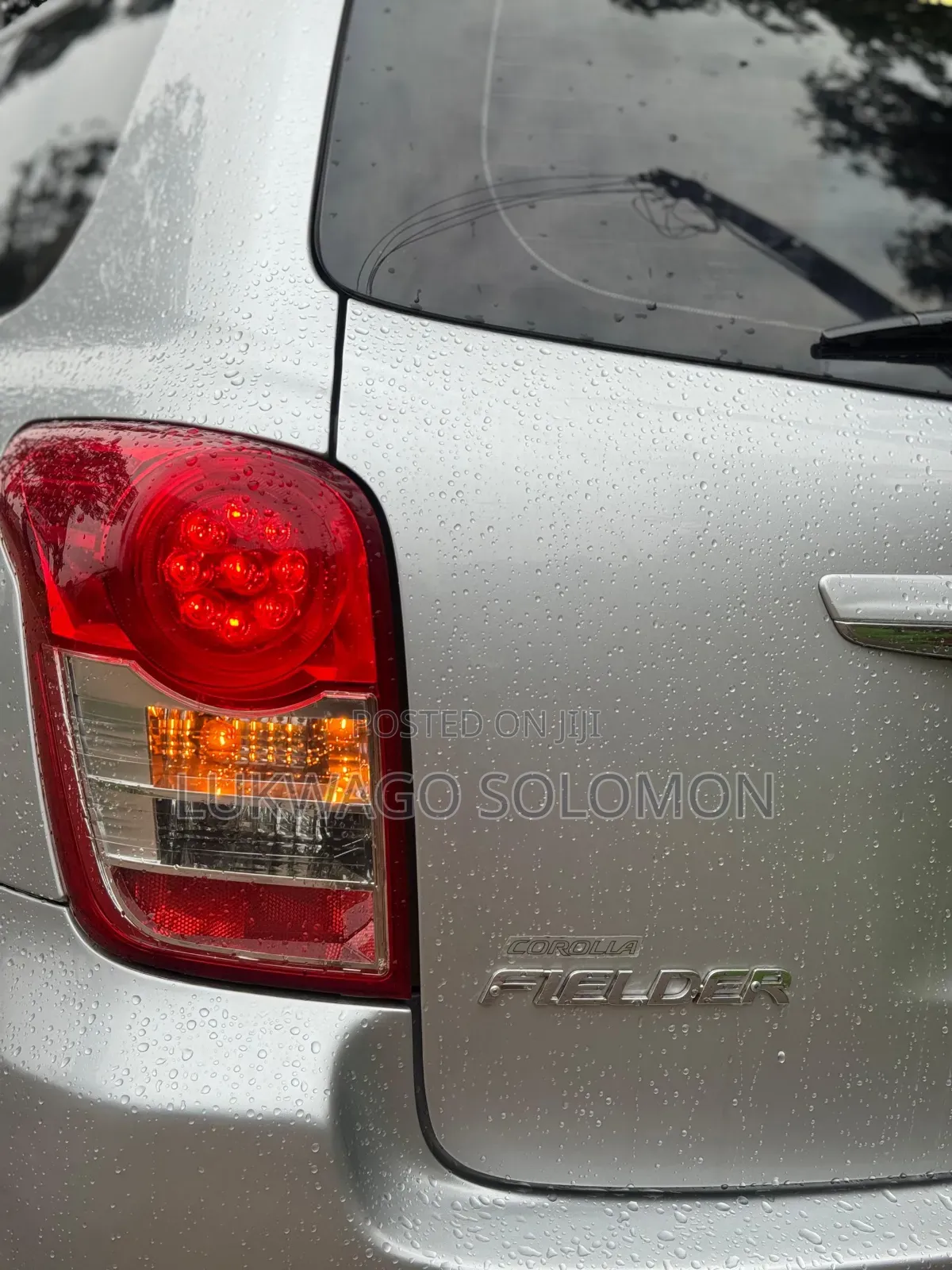 Toyota Corolla Fielder 2010 Silver