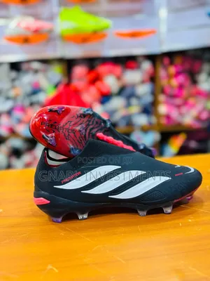 Original Adidas Sports Football Shoes/Boots