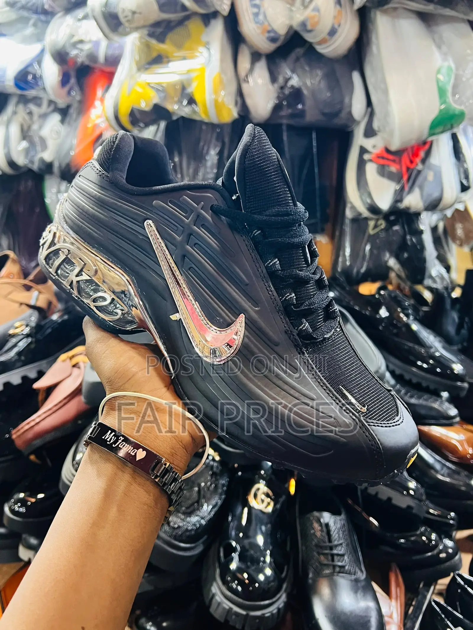 Nike Airmax Canvas Sneakers