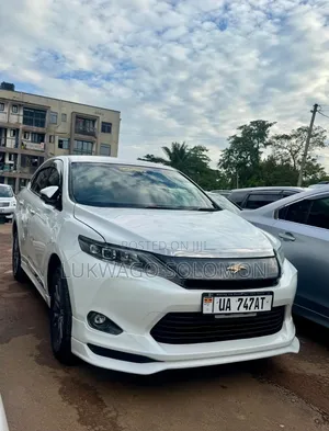 Toyota Harrier 2016 White