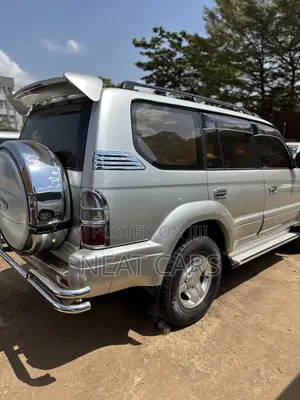 Toyota Land Cruiser Prado 1999 Silver