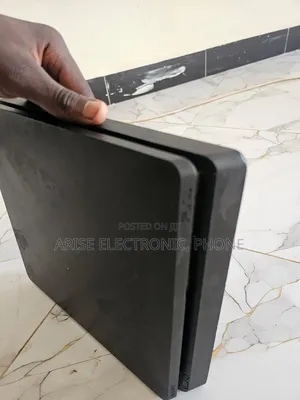Ps4 Console
