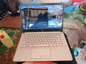 Laptop HP 14S 4GB Intel Celeron eMMC 60GB