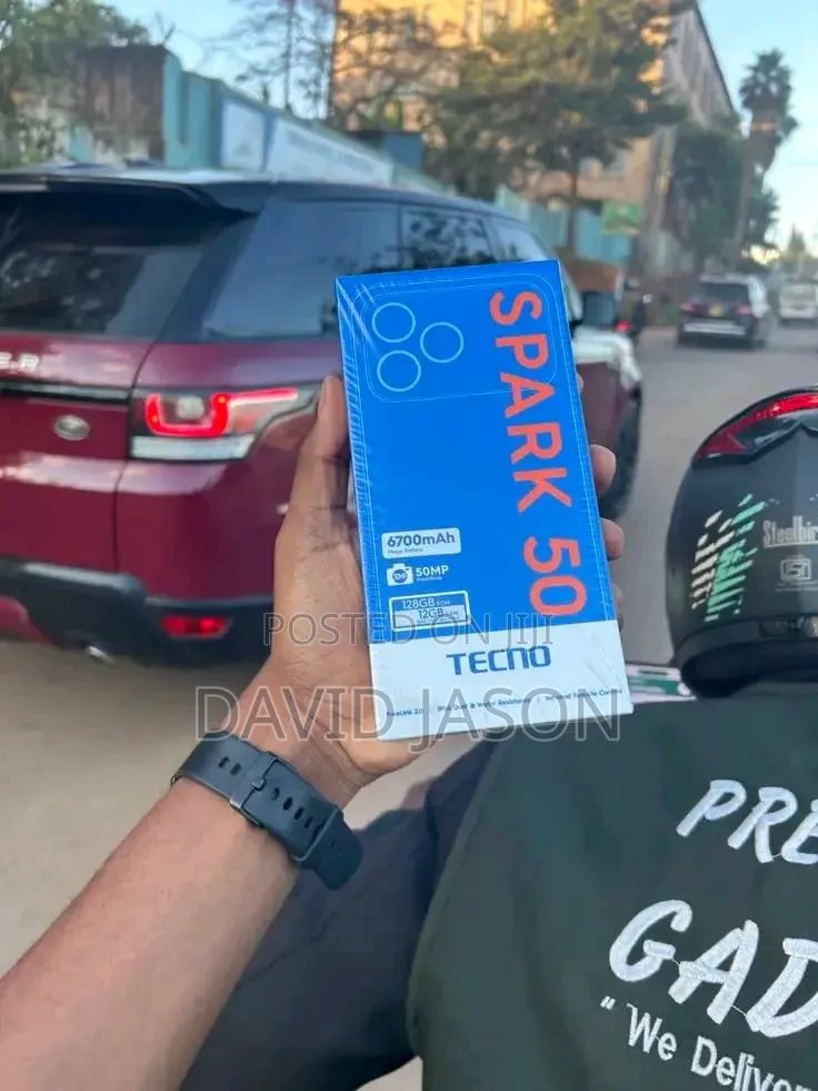 New Tecno Spark 50 128 GB Blue