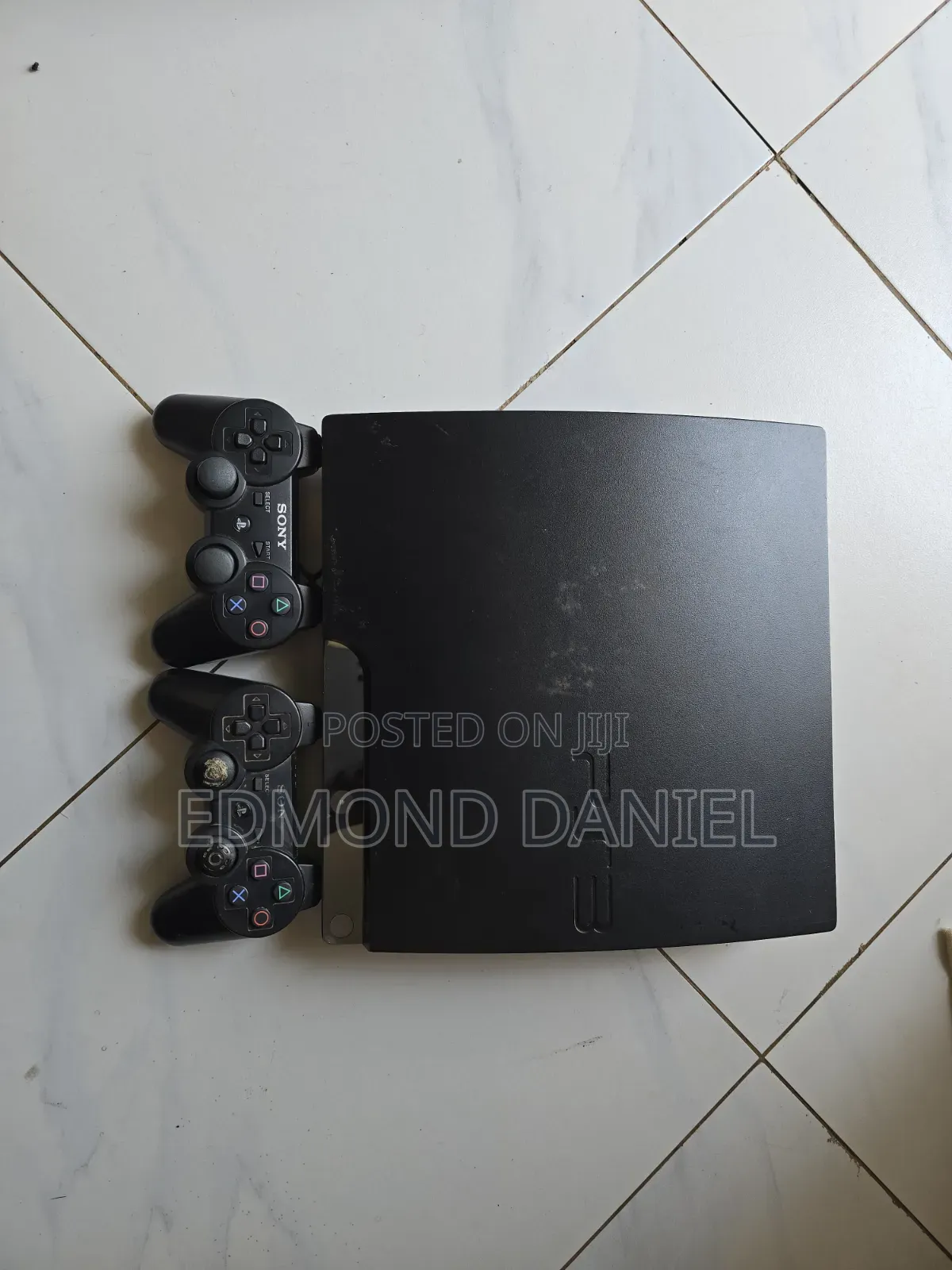 Ps3 Slim | Used | 2 Controllers | Games Included