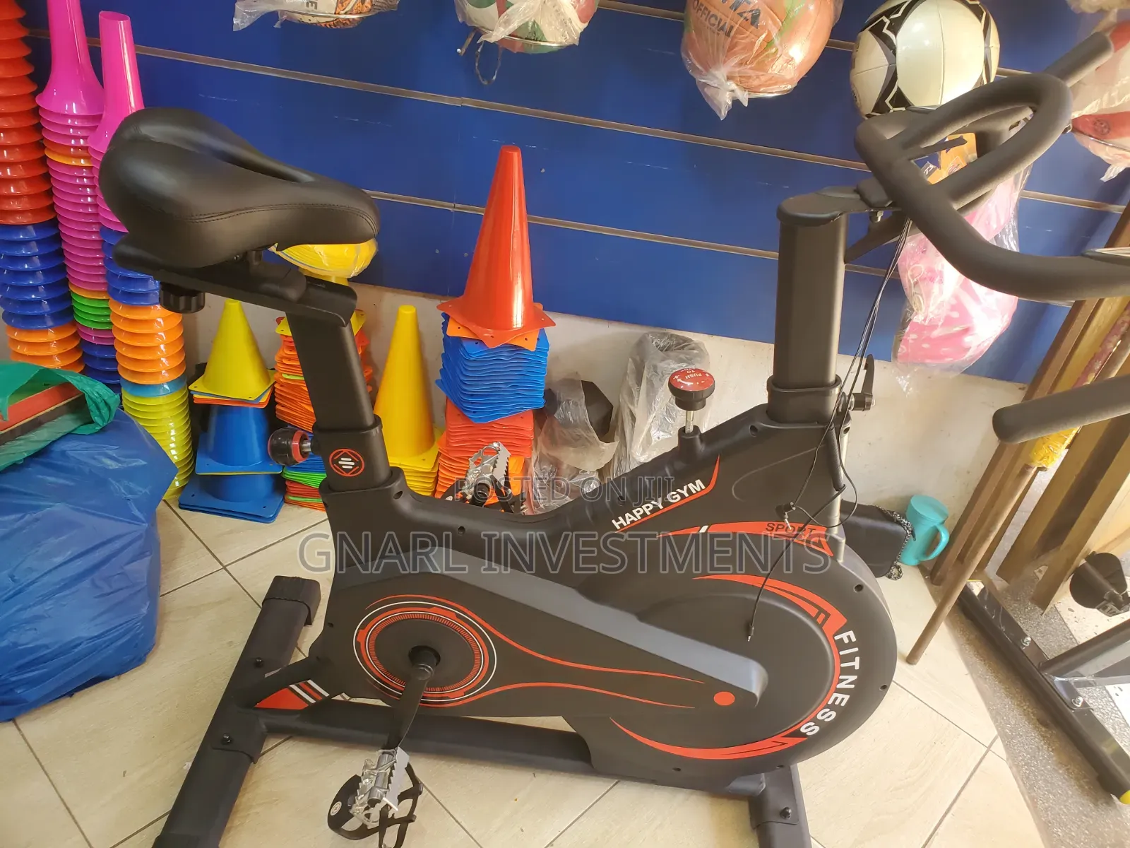 Happy Gym Branded Magnetic Spinning Bike, for Indoor Cardio Workouts.