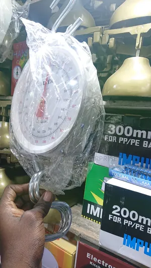 Salter Model 235 Mechanical Hanging Scale (200kg/440lbs)