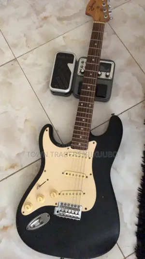 Solo Guitar With Pedal Nux