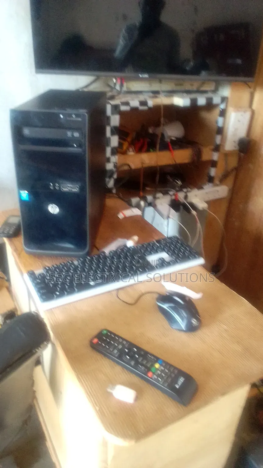 Desktop Computer HP 2GB Intel Pentium HDD 500GB