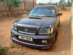 Subaru Forester 2000 Black