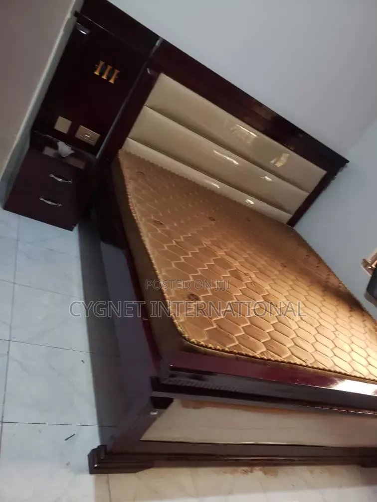 Modern Dressed Bed 5by6