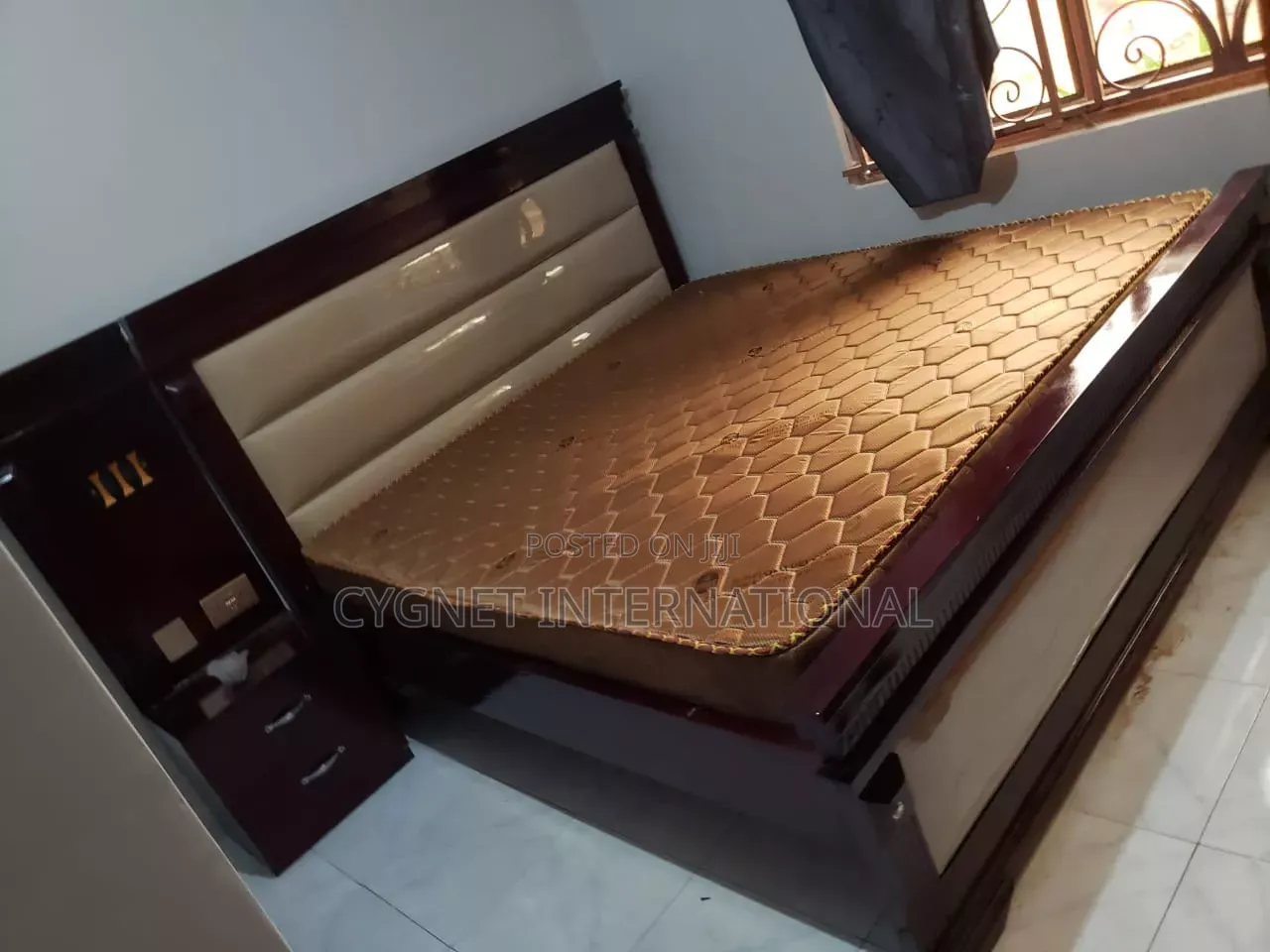 Modern Dressed Bed 5by6