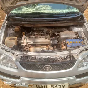 Toyota Corolla Spacio 2000 Silver