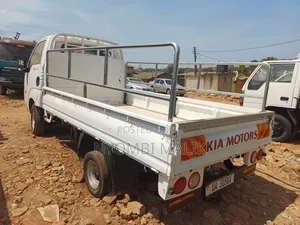 Kia K3000 2018 White