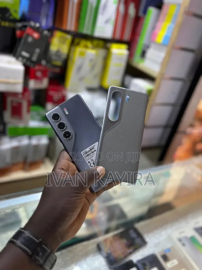 New Tecno Camon 40 Pro 4G 256 GB Black