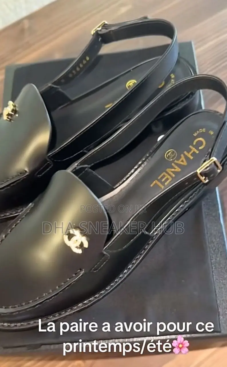 Durable Ladies Shoes