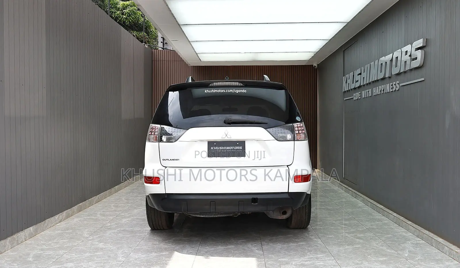 Mitsubishi Outlander 2012 White