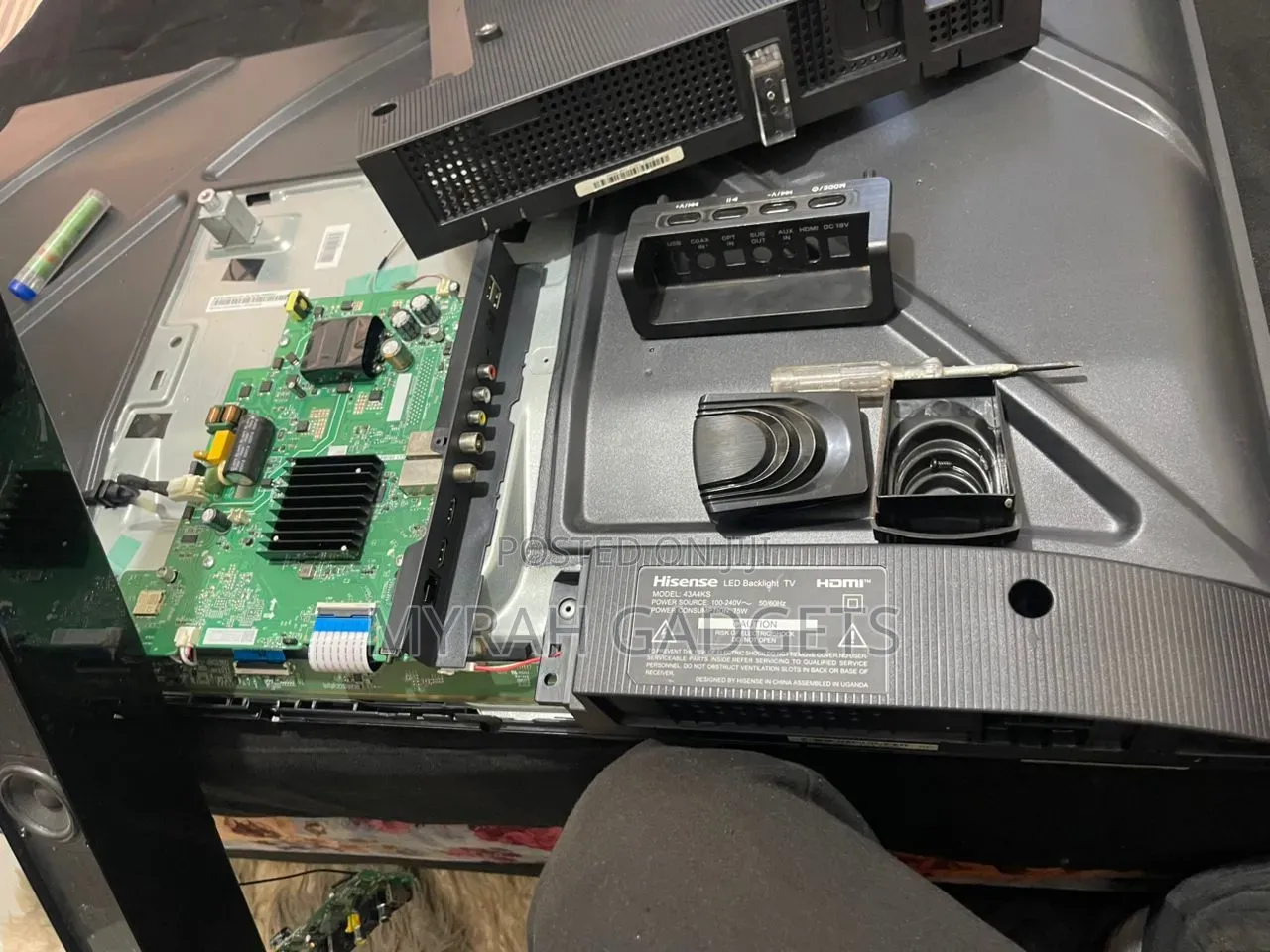 Hisense 43a4ks 43-Inch Led Backlight Tv Undergoing Repair