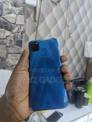 Infinix Hot 10 Lite 32 GB Blue