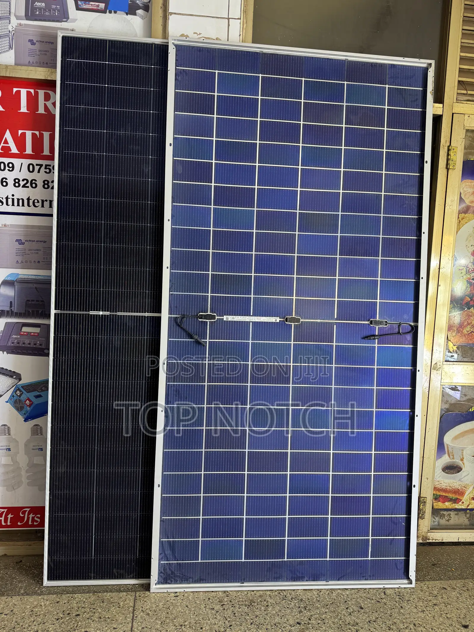 585w Solar Panel