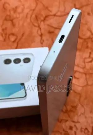 New Samsung Galaxy A16 5G 256 GB Silver