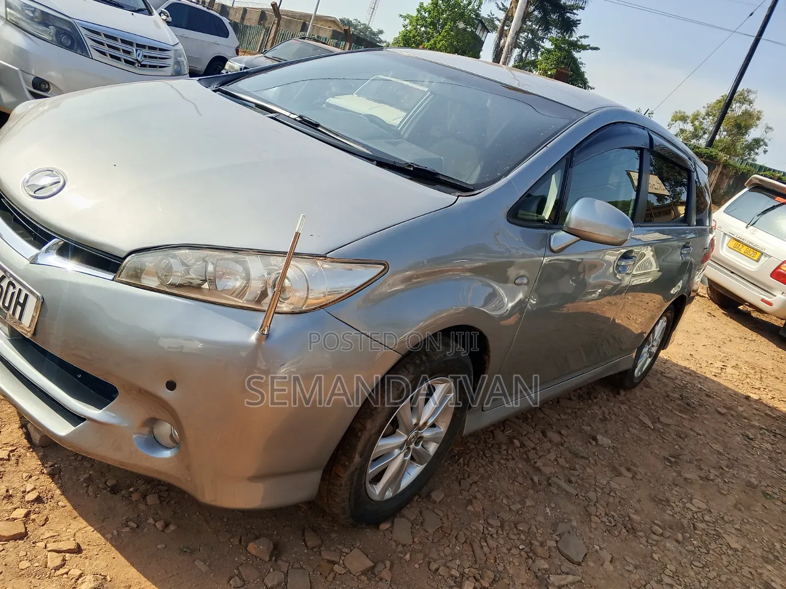 Toyota Wish 2010 Silver